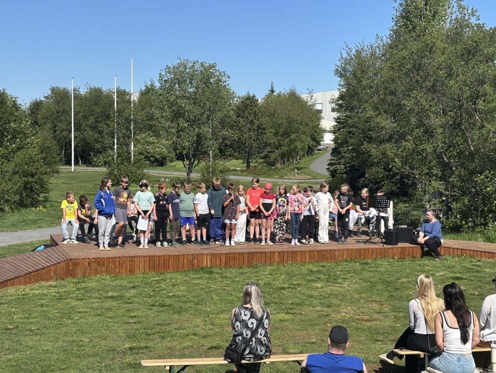 Litla upplestrarkeppnin í 4. bekk